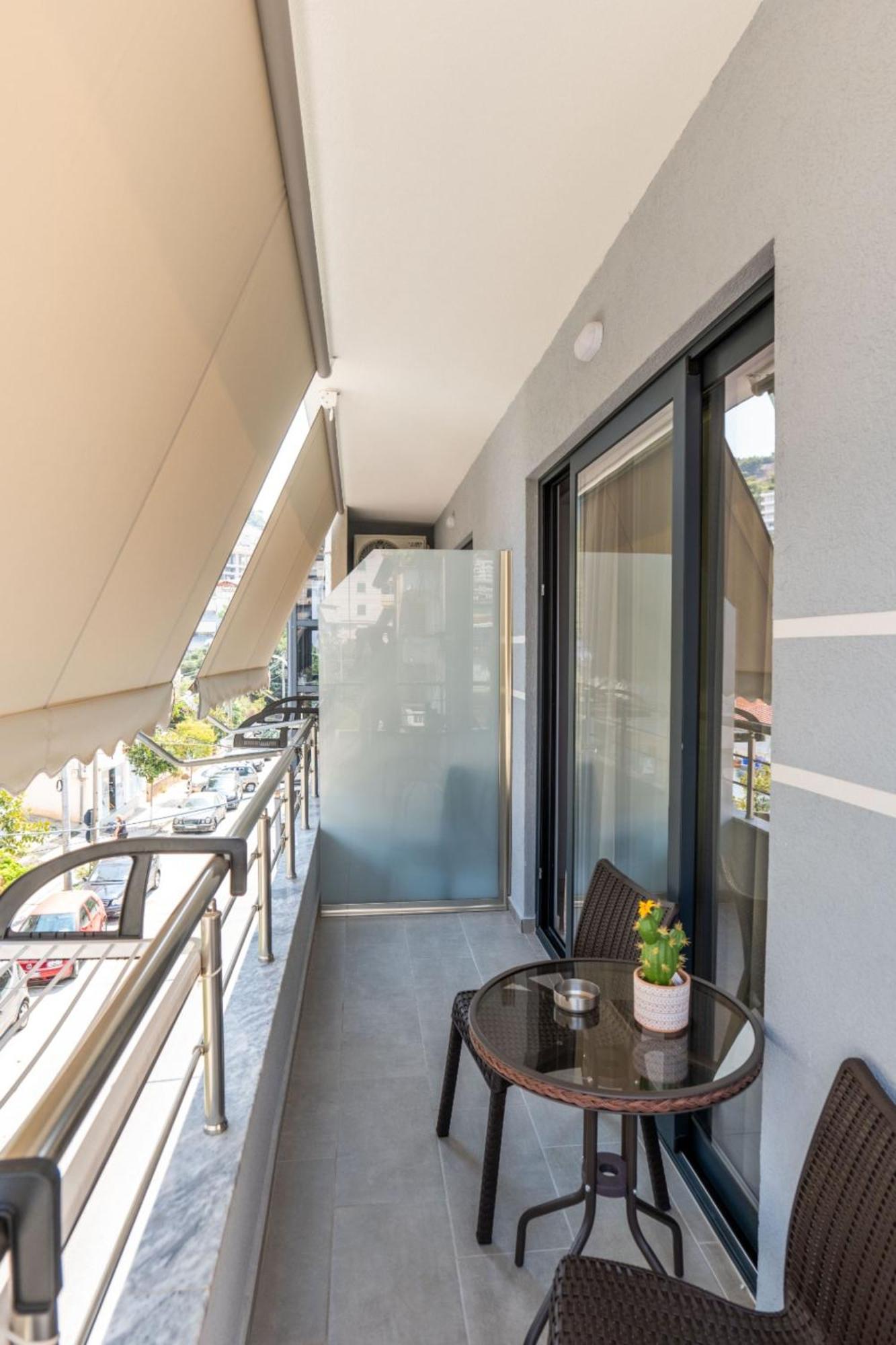 Aleksandra Apartments Sarandë Eksteriør bilde